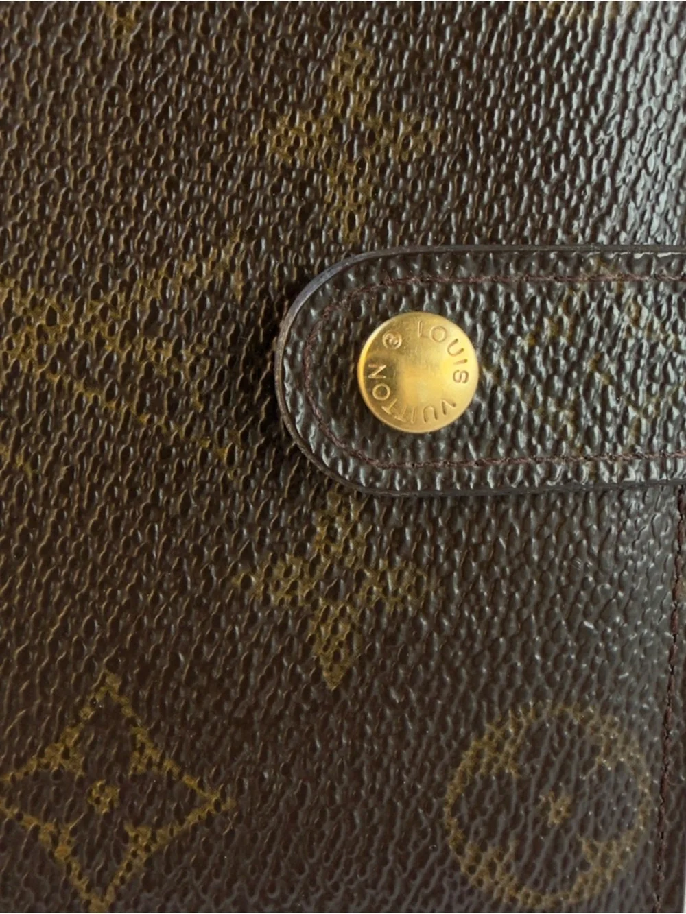 Louis Vuitton Monogram Kiss Lock Wallet Vintage Weak Snap Edge Shows Wear - Picture 4 of 14
